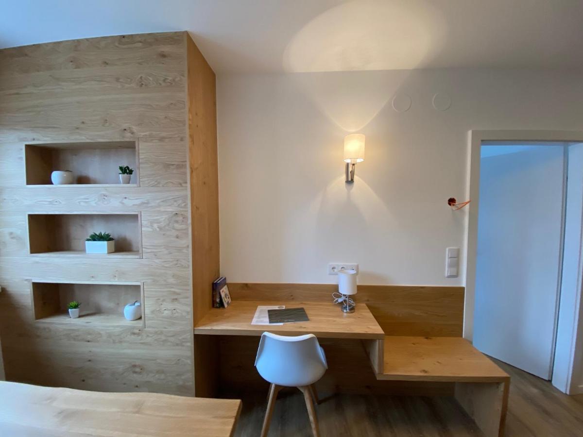 Apartments Freitag - H1 Winden am See Εξωτερικό φωτογραφία