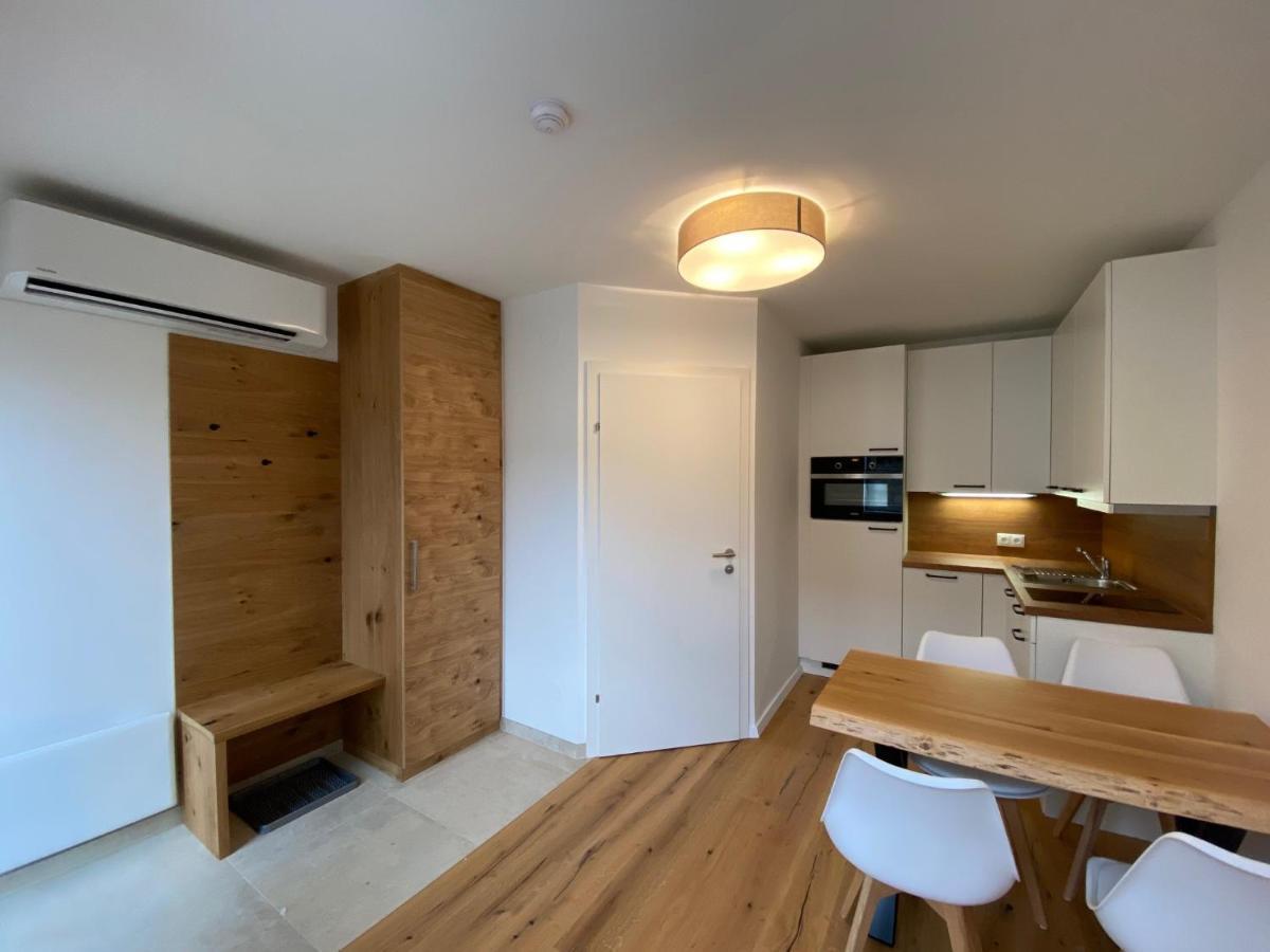 Apartments Freitag - H1 Winden am See Εξωτερικό φωτογραφία