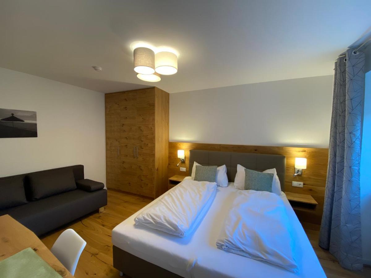 Apartments Freitag - H1 Winden am See Εξωτερικό φωτογραφία