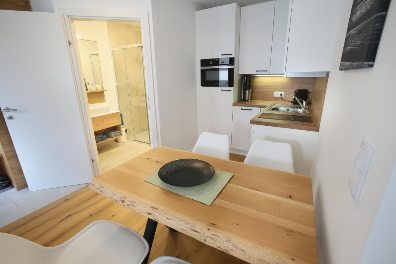 Apartments Freitag - H1 Winden am See Εξωτερικό φωτογραφία