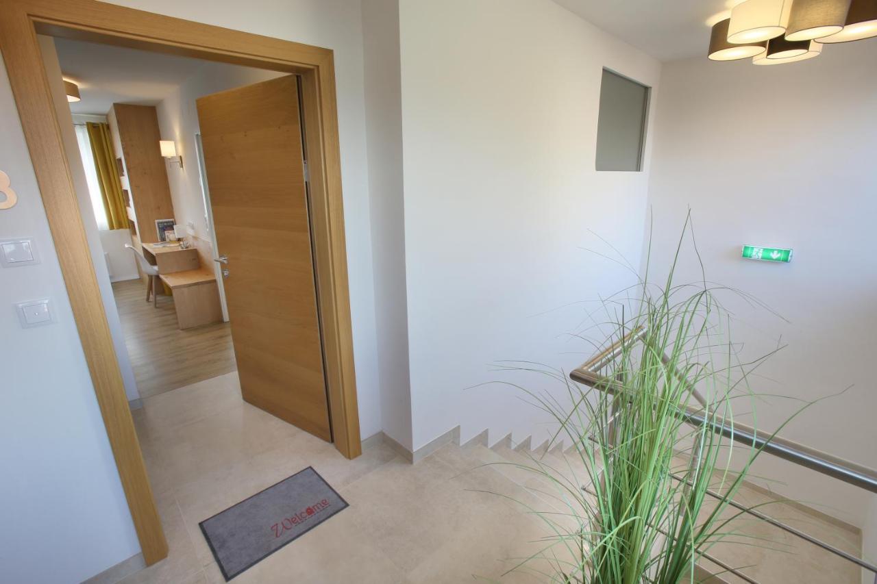 Apartments Freitag - H1 Winden am See Εξωτερικό φωτογραφία